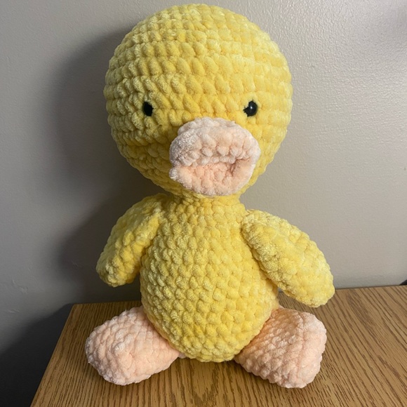 Jumbo Duck Plushie - Picture 2 of 4